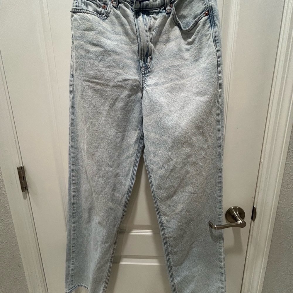 American Eagle Outfitters Light Blue Straight Leg Jeans